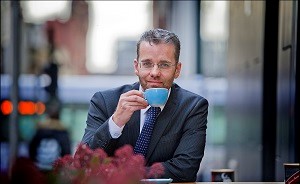 Ultimate Finance breaks £100m lending barrier